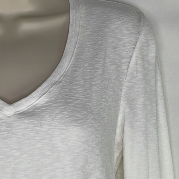 Marled Essentials White V-Neck Long Sleeve Top - Picture 2 of 4